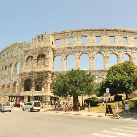 Arena